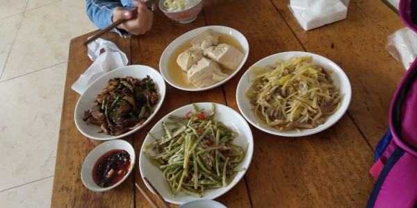 萬家炊上市，機(jī)遇與挑戰(zhàn)并存的時刻