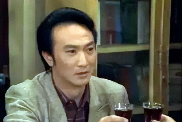 鄭乾龍，演技、影響力與公眾形象的探究