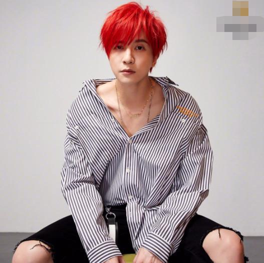 音樂(lè)才子薛之謙的魅力瞬間，最新寫真集結(jié)