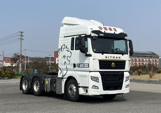 最新款尖頭牽引車設(shè)計(jì)革新與實(shí)用性探討，圖片展示與解析