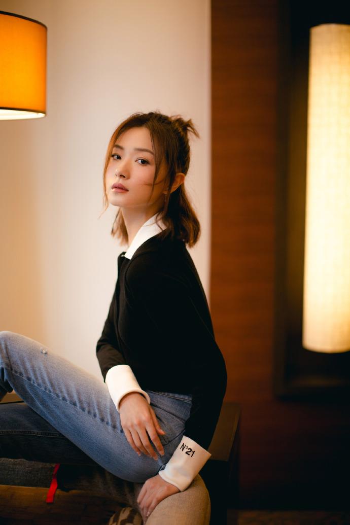 明星時尚秀，引領潮流的星光璀璨之夜