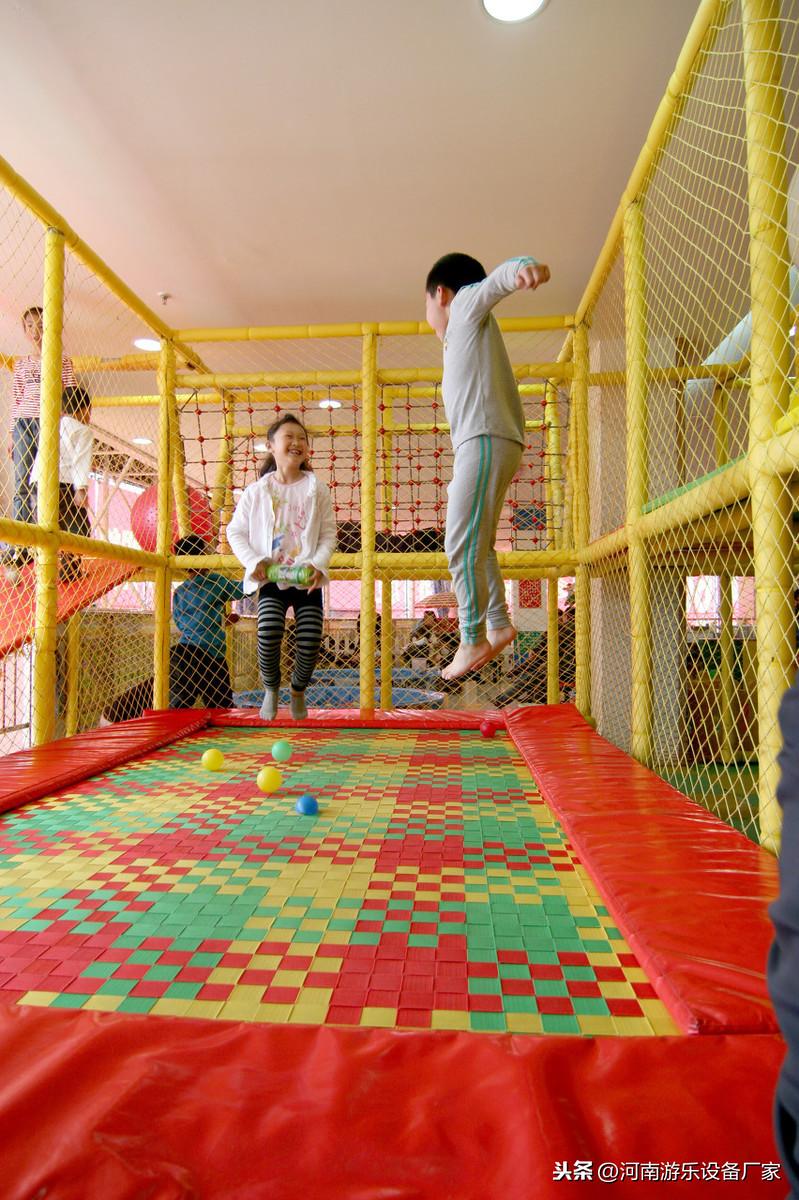 最新刺激游樂(lè)設(shè)施與探索自然美景之旅，追尋內(nèi)心的平和