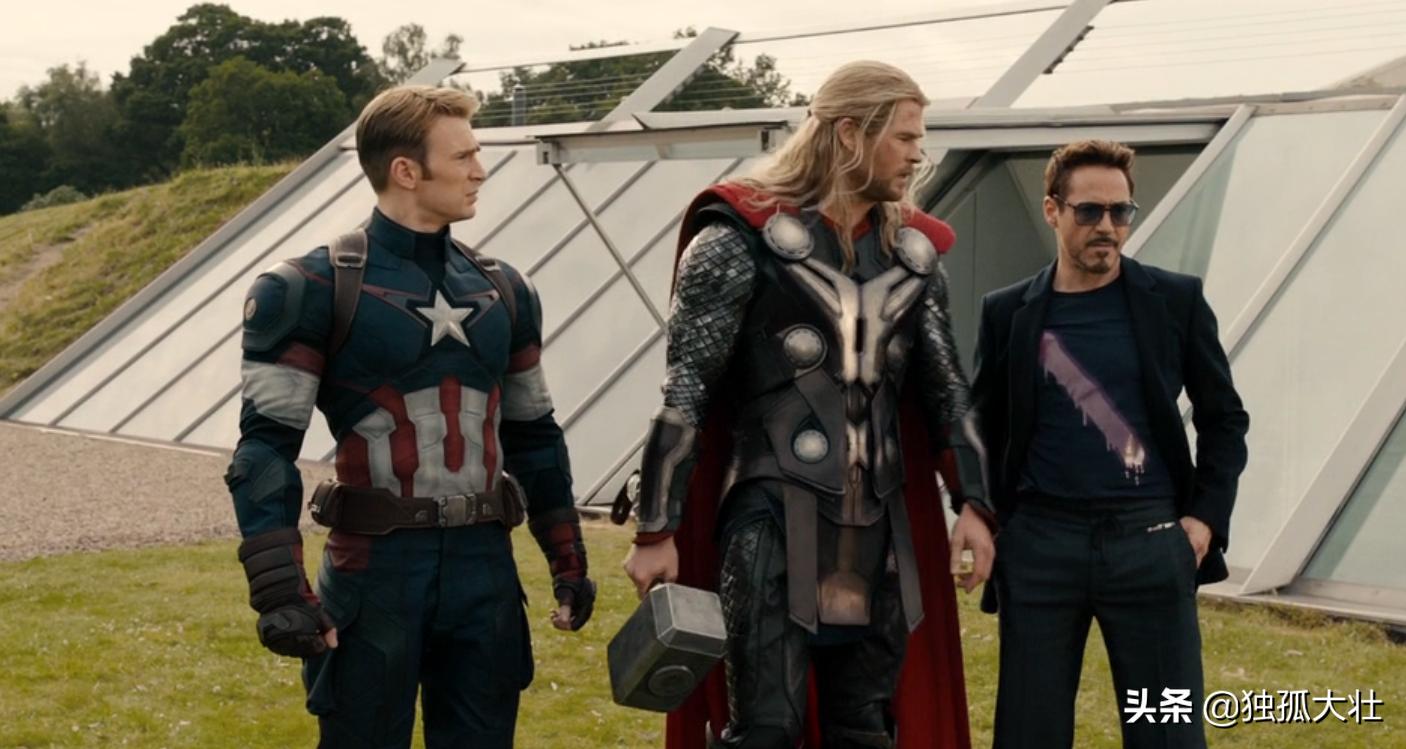 蝙蝠俠最新官方揭秘，日常趣事、情感紐帶全解析