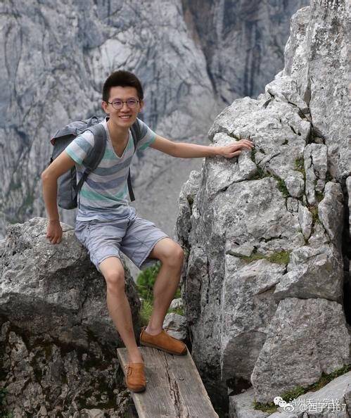 唐立培最新動態(tài)，時(shí)代先鋒的嶄新步伐展示