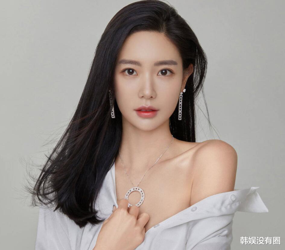 金泰妍短發(fā)新照發(fā)型指南，從初學(xué)到進(jìn)階，打造時尚短發(fā)秘籍