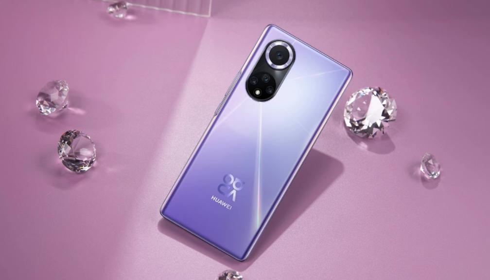 華為最新版更新，傳奇進(jìn)化，激發(fā)自信與力量之源