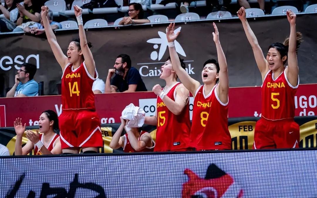 最新發(fā)型顏色趨勢(shì)，變化之美，自信閃耀