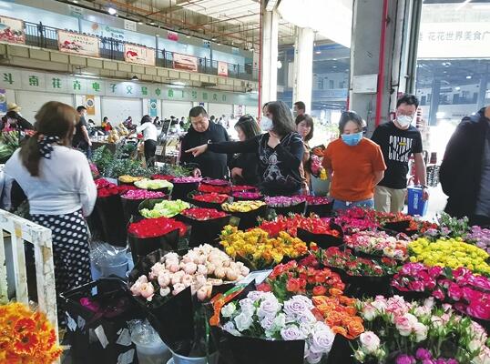 巷弄深處的繁花秘境，揭秘鮮花市場行情探秘