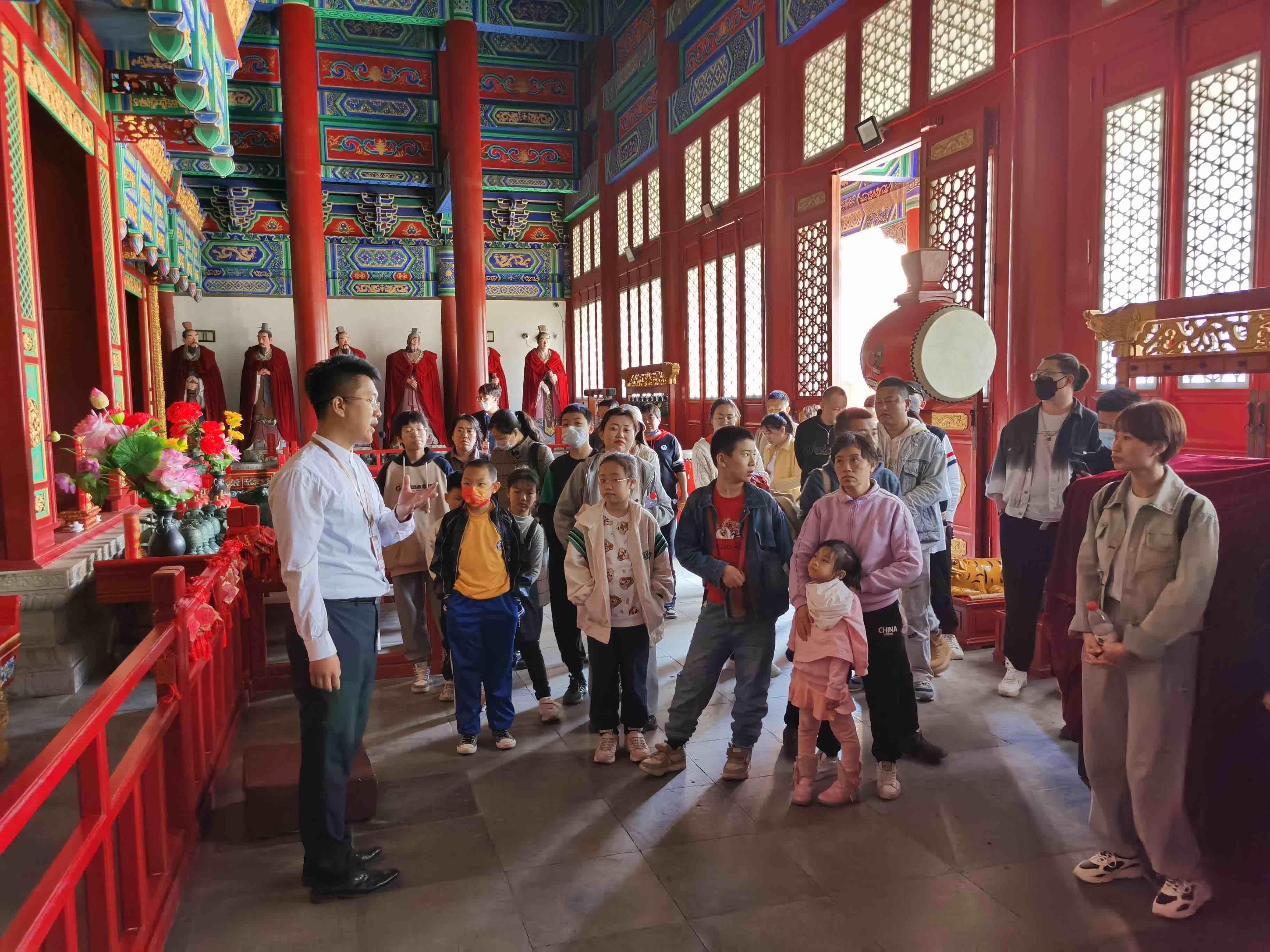 國(guó)學(xué)小演員，傳承文化之光，展現(xiàn)傳統(tǒng)魅力