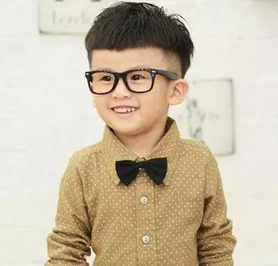 2017年流行小男孩發(fā)型盤(pán)點(diǎn),2017年流行小男孩發(fā)型盤(pán)點(diǎn)