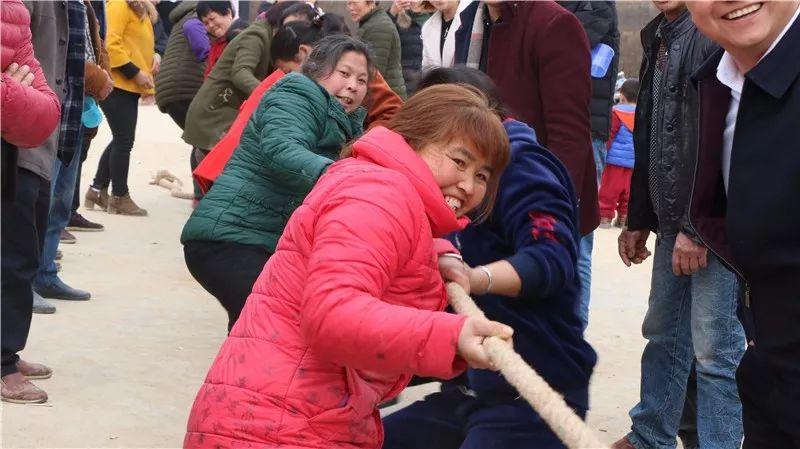 拔河比賽盛大通知，集結(jié)力量，共赴賽場！