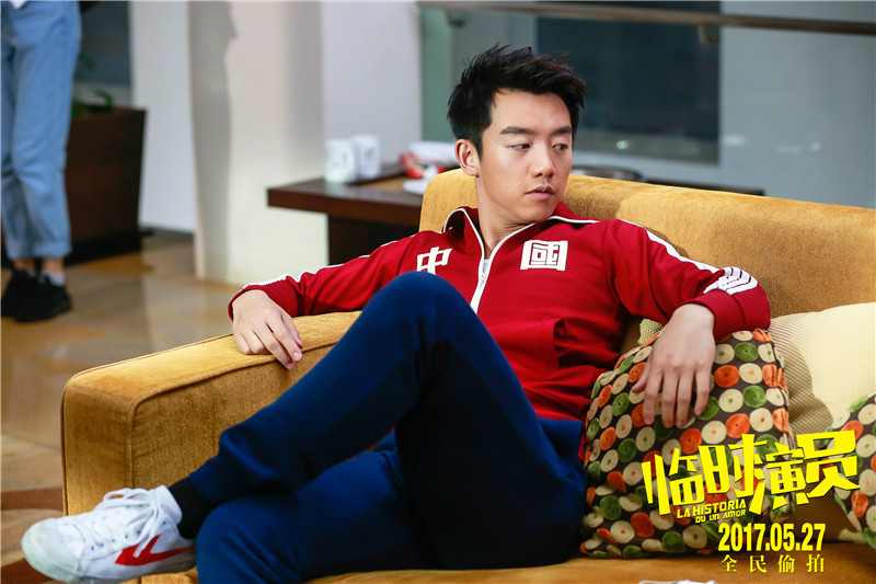 臨時演員的角色探索，演藝生涯中的特殊篇章