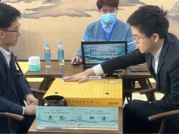 國(guó)棋比賽,國(guó)棋比賽緊張刺激的對(duì)決盛宴，邀你共赴榮耀之戰(zhàn)！