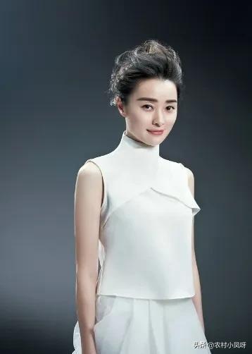 女演員吳越照片，鏡頭下的多元魅力探尋