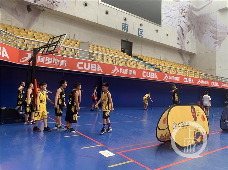 羽毛球賽事報(bào)名啟動(dòng)，快來(lái)填寫報(bào)名表！