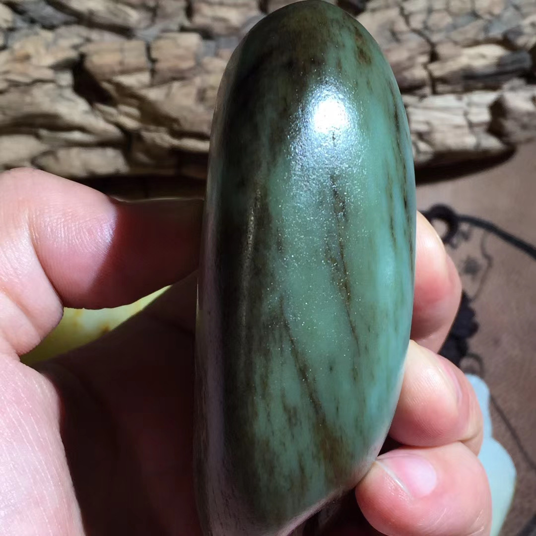 沙棗青籽料，特征揭秘、價格洞悉與家的溫馨體驗(yàn)