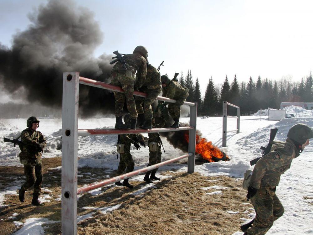 特種部隊(duì)比賽視頻，科技鋒芒展現(xiàn)未來(lái)戰(zhàn)場(chǎng)風(fēng)采！