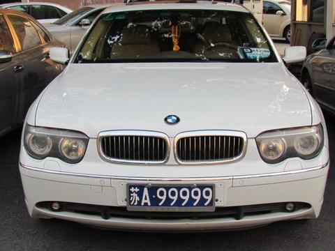 濟(jì)南最新車牌信息引領(lǐng)未來出行新潮流，科技重塑駕駛體驗(yàn)