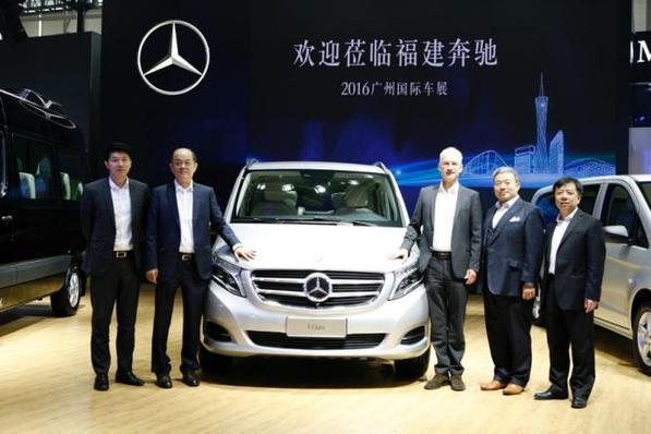 福建男籃全新陣容亮相，備戰(zhàn)賽場(chǎng)蓄勢(shì)待發(fā)