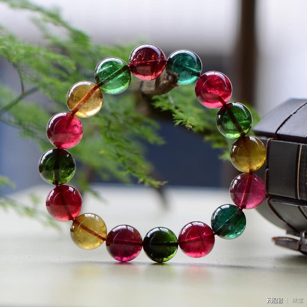 碧璽鑒別與價格行情，一場自然美景的探索之旅