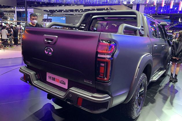 8848上市，小巷獨特風(fēng)味驚艷全球，成就矚目焦點