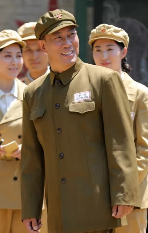 甘祖昌電視劇之智能新視界，科技與生活融合的革命之路