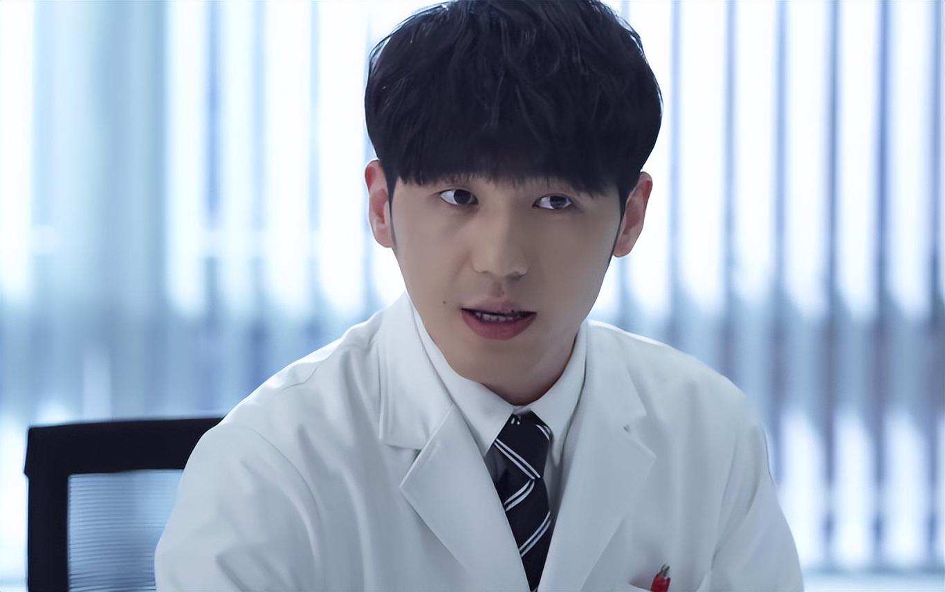 醫(yī)生演員,醫(yī)生演員，職業(yè)的多面性與角色塑造的探討