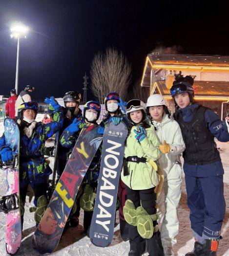 最新滑雪動(dòng)態(tài),最新滑雪動(dòng)態(tài)，科技革新雪上飛馳體驗(yàn)