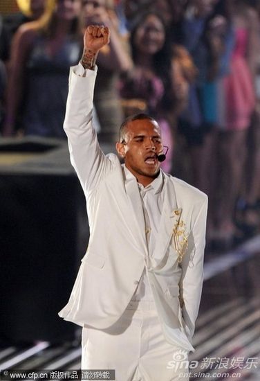 克里斯梅迪納比賽視頻，自然美景探險與心靈平靜之旅