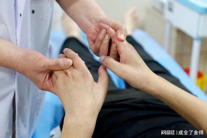 運(yùn)動神經(jīng)元病最新治療方案，科技力量重塑未來生活新希望！