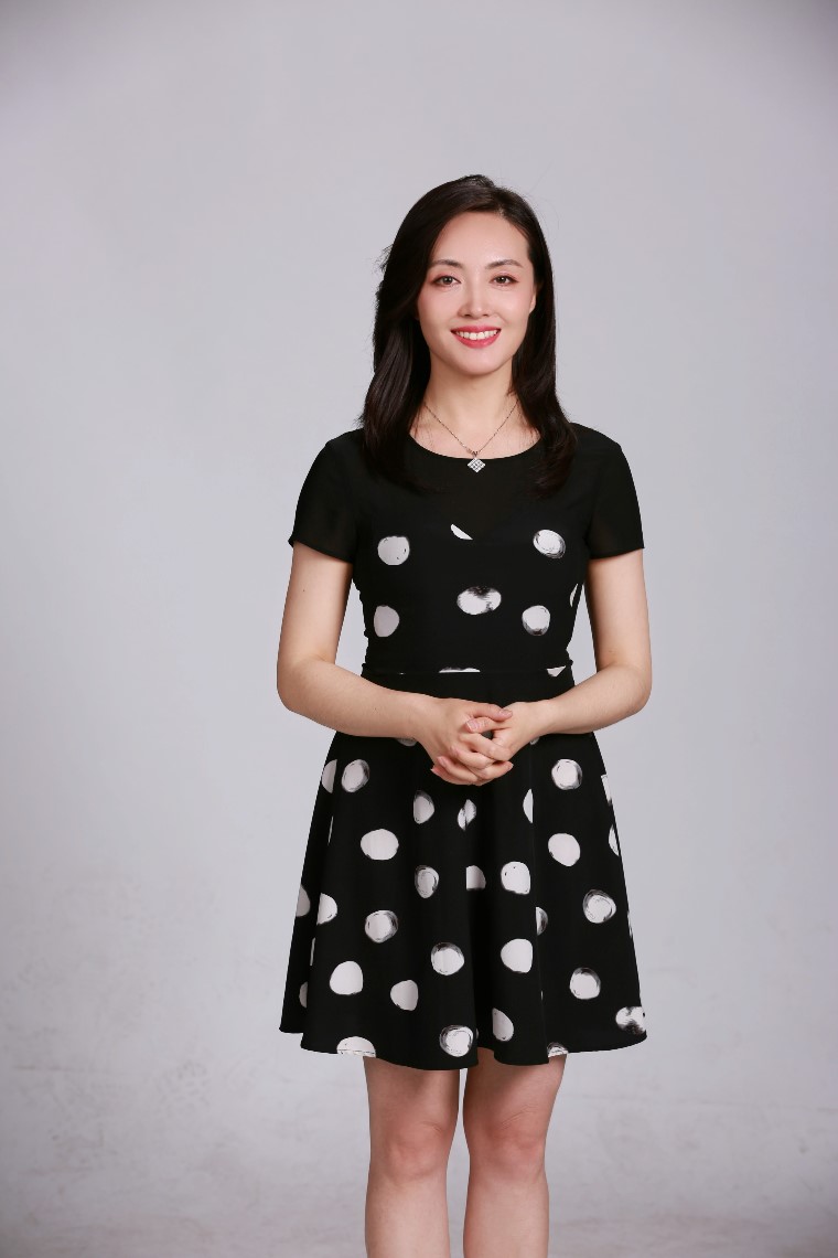 周穎演員，星光璀璨，時(shí)代之光閃耀熒屏