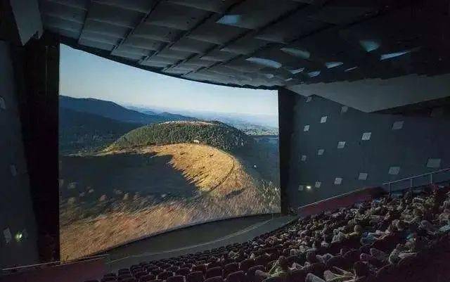 長(zhǎng)影電影院,長(zhǎng)影電影院，銀幕背后的勵(lì)志故事，如何用學(xué)習(xí)變化點(diǎn)亮自信之光