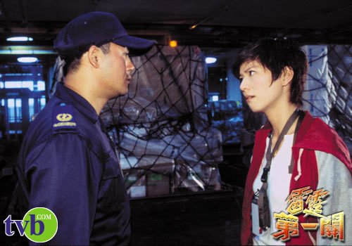 雷霆第一關(guān)演員表揭秘，小巷特色小店探秘之旅