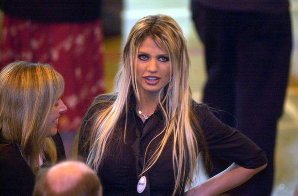 明星是否選擇紋眉，一種觀點的深度解析