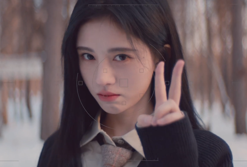 姓鞠的明星，變化的力量與自信的光芒閃耀娛樂圈