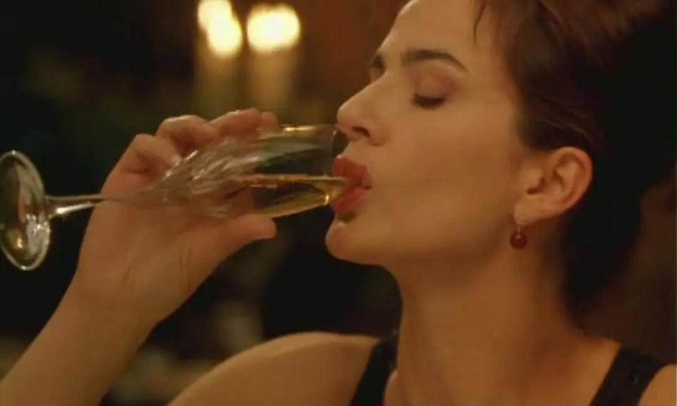 遠(yuǎn)離色情內(nèi)容，遵守法律與道德準(zhǔn)則的重要性提示，避免成人三級(jí)電影陷阱