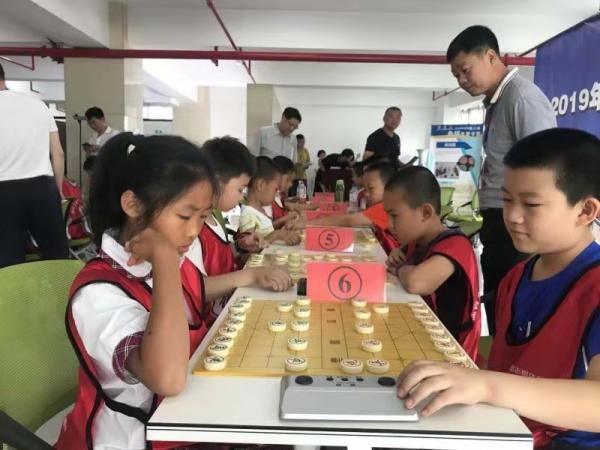 棋牌比賽之旅，探索自然美景，尋找內(nèi)心平靜的獨(dú)特體驗(yàn)