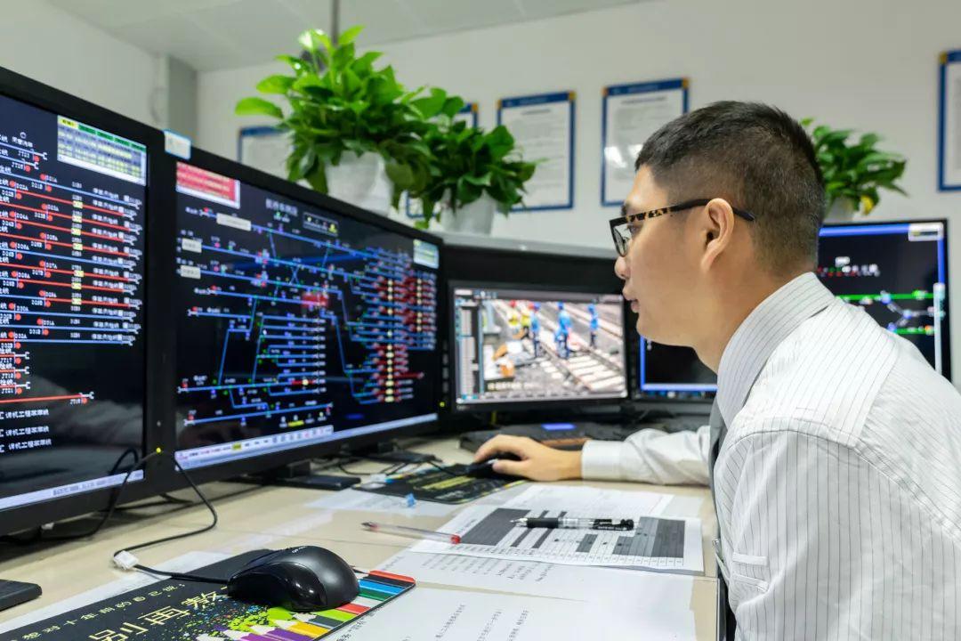 新津司機招聘啟事，科技驅(qū)動，駕馭未來無限機遇