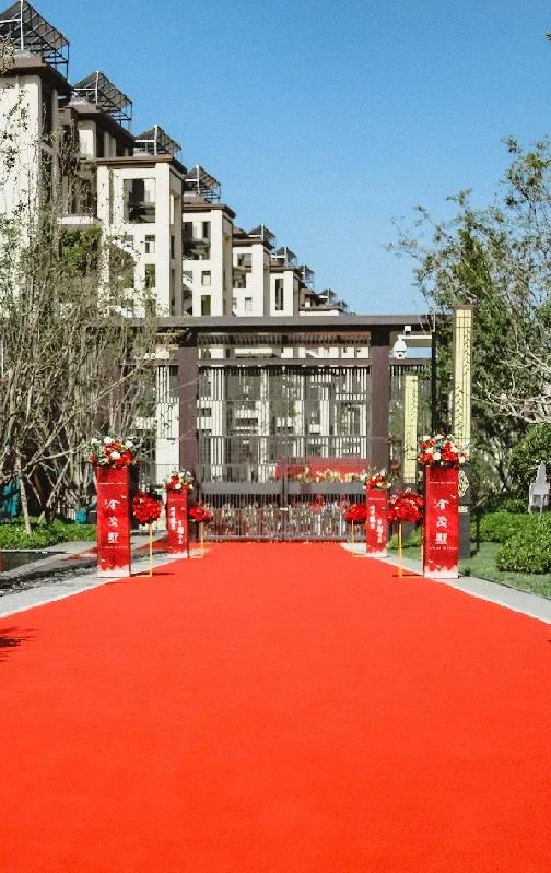 最新濟(jì)南高新區(qū)房價(jià)走勢,最新濟(jì)南高新區(qū)房價(jià)走勢與一家小巷中的獨(dú)特小店探索