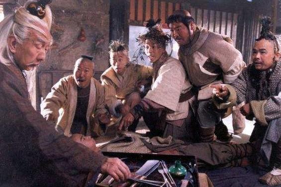 桃谷六仙演員，小巷中的星光閃耀