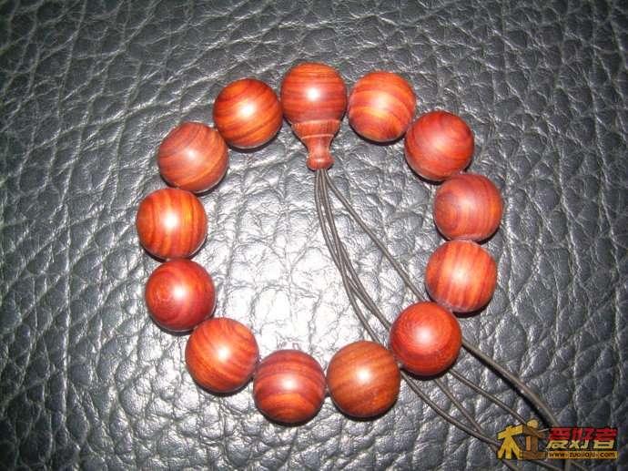 紅檀地板價(jià)格，探尋自然美景與內(nèi)心寧?kù)o之旅