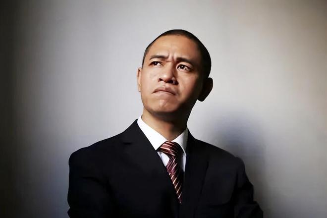 演員阿維的成長之路，自信鑄就輝煌，從變化中學習成功之道