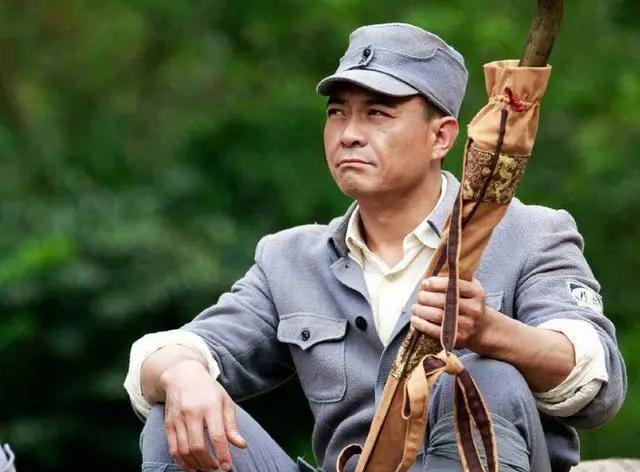 小紅書推薦，演過(guò)抗戰(zhàn)劇的男演員，誰(shuí)是你心中的英雄？
