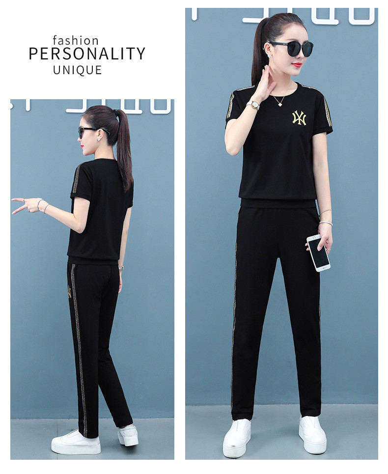 運(yùn)動(dòng)套裝女最新款，科技前沿的完美融合體驗(yàn)