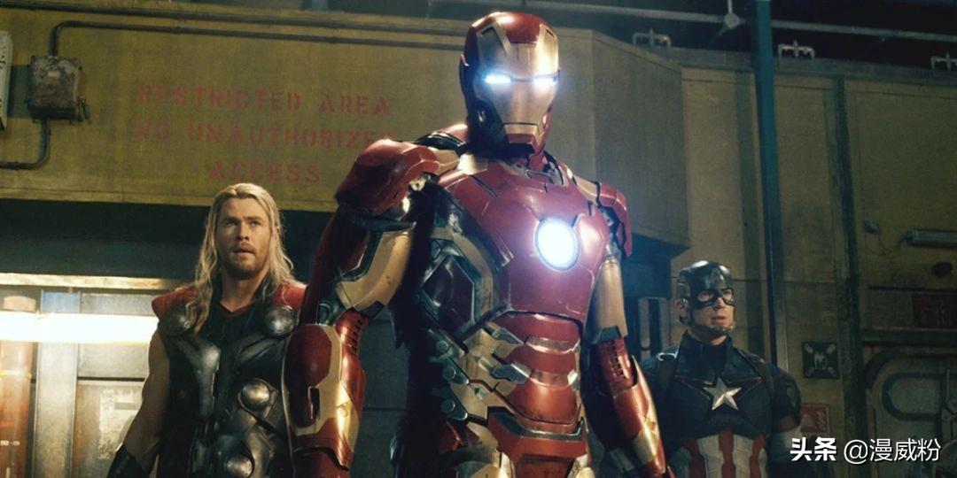 電影吐槽大賞，笑翻銀幕的尷尬瞬間回顧