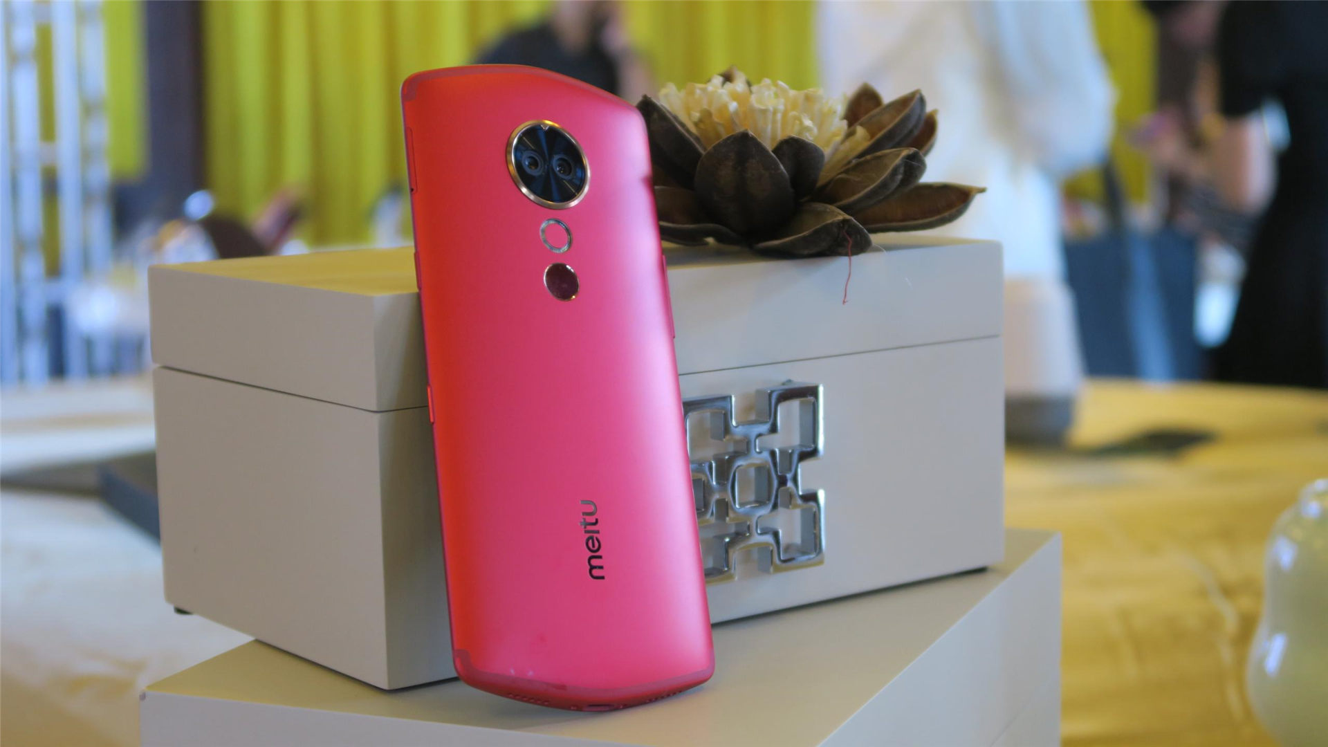 美圖最新手機(jī)款，科技與美學(xué)的巔峰融合