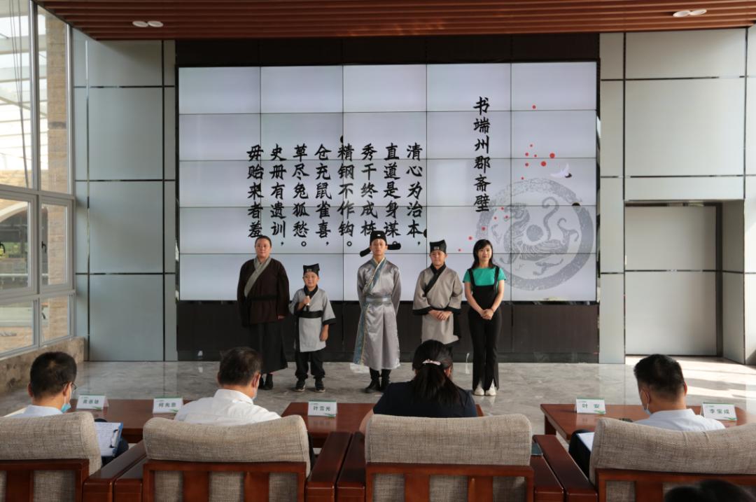 廉政之聲，小巷深處的演講與獨(dú)特小店的廉政故事