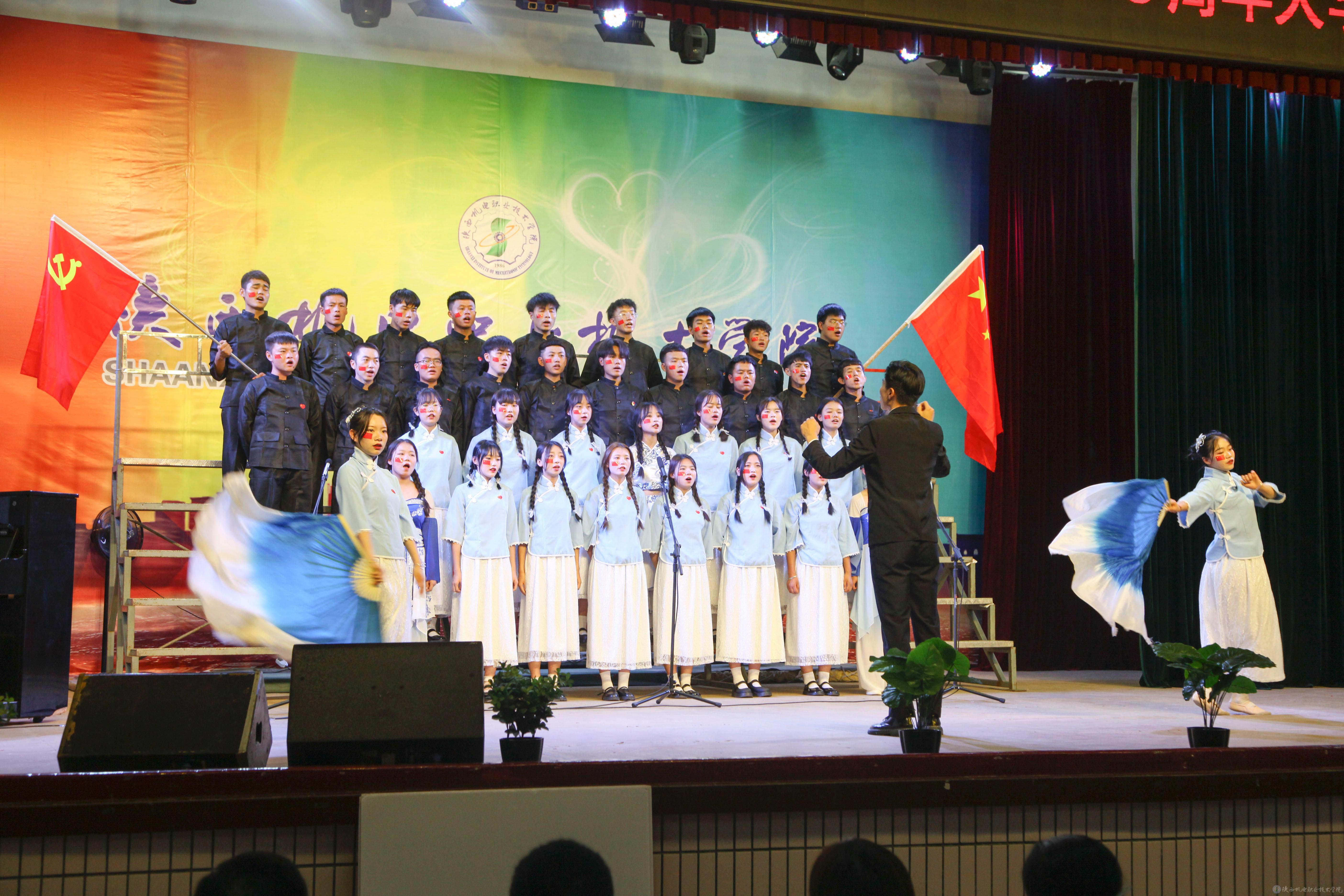 大學生合唱比賽視頻，小巷深處的音樂盛宴盛典