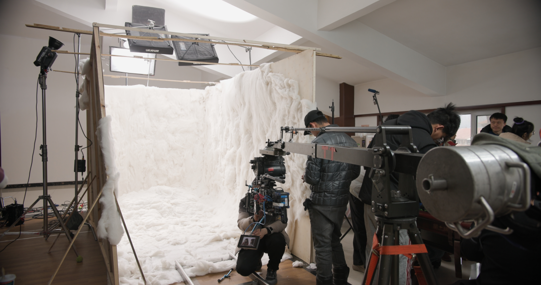 科技重塑影像之夢(mèng)，電影創(chuàng)作的未來(lái)無(wú)限可能體驗(yàn)