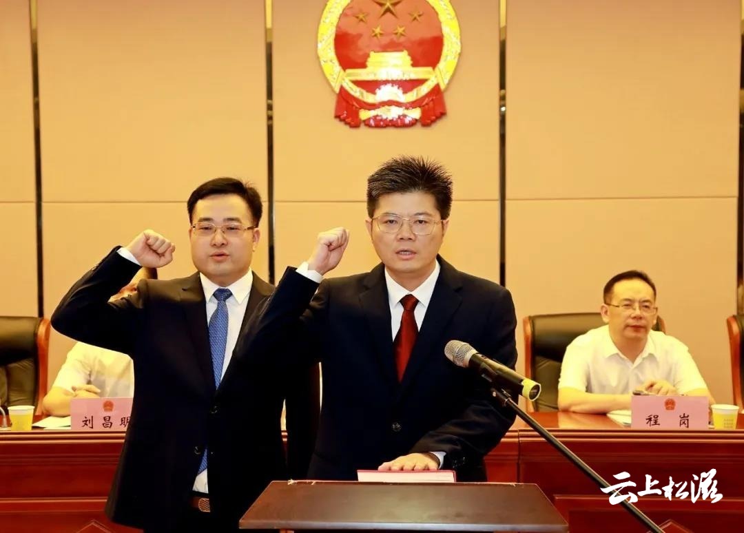 孝感市王洪波的最新任命，變化中的力量，展現(xiàn)自信與成就感的征程